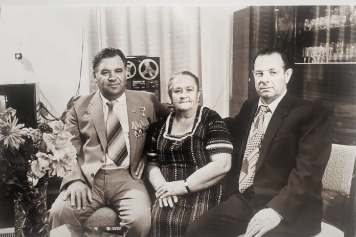 1.1.190 М.Ф. Геринг с сыновьями