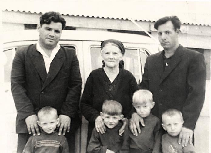 1.1.176 Яков, Елизавета и Вальтер Геринги